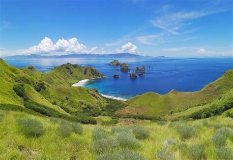 Menengok Keindahan 4 Destinasi Wisata di Bima Nusa Tenggara Barat ...