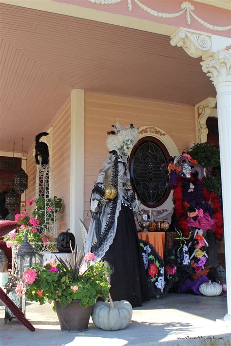 An AMAZING Victorian House on Halloween — Ellie & Elizabeth