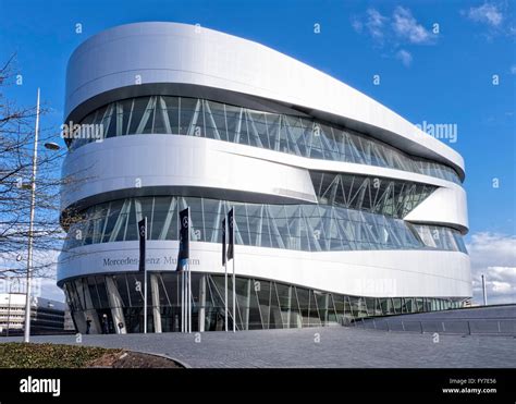 Mercedes-Benz Museum, Stuttgart, Baden-Württemberg, Germany. Curved ...