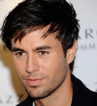 Hair Highlight Trends: Enrique Iglesias Hairstyles