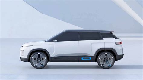 Geely Concept Icon SUV Bring Boxy, 8-Bit Style Into Real World