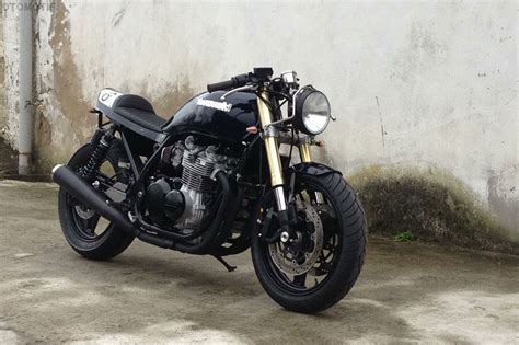 Faves: Zephyr (ZR750) Cafe Racer from DVGAS – BikeBound