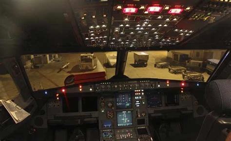 Airbus A320 Cockpit Night