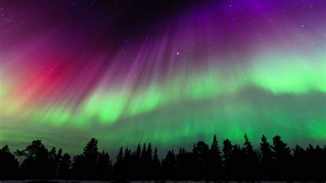 Aurora colors: What causes them and why do they vary? | Space