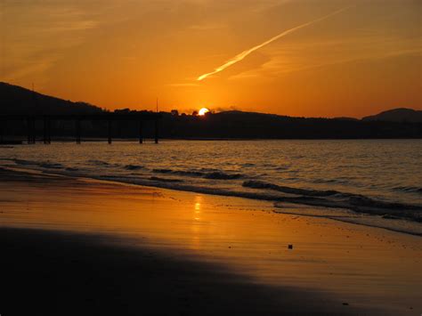 Colwyn Bay Sunset | Colwyn Bays new beach after the recharge… | John ...