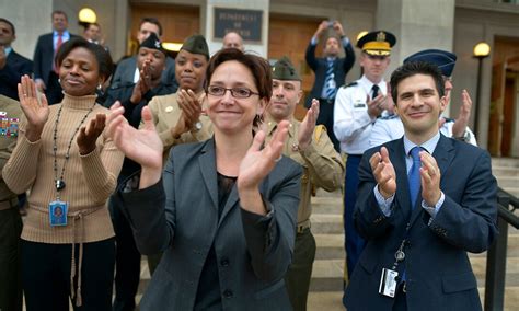 Defense Department employees applaud outgoing Deputy Defense Secretary ...