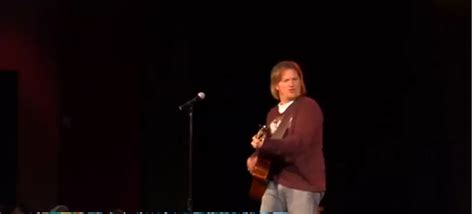 Tim Hawkins - Wife Song