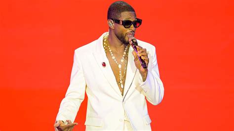 Usher Odds & Props: Super Bowl Halftime Show First & Last Song, Outfit ...