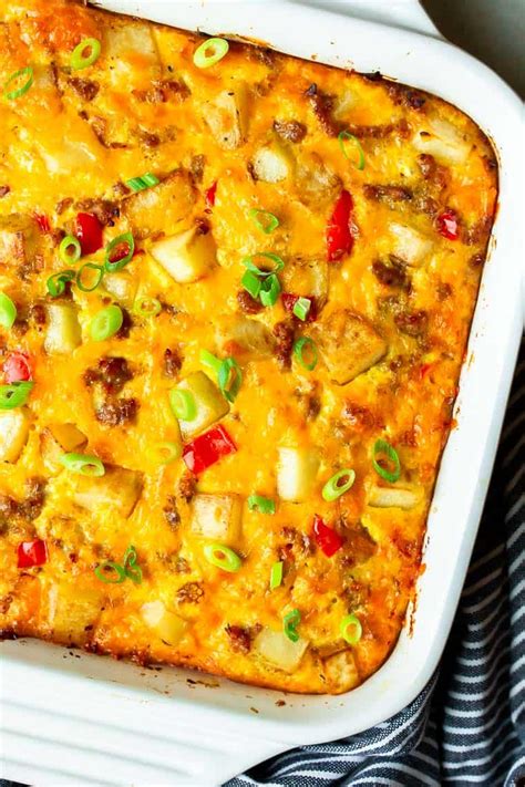 Easy Breakfast Casserole Recipe with Sausage and Potatoes