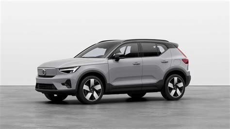 Volvo Brings Back Rear-Wheel Drive After 25 Years With 2023 XC40, C40 ...