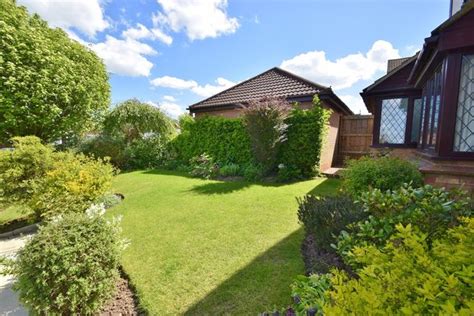 4 bed detached house for sale in Willwell Drive, West Bridgford NG2 - 43795385 - Zoopla