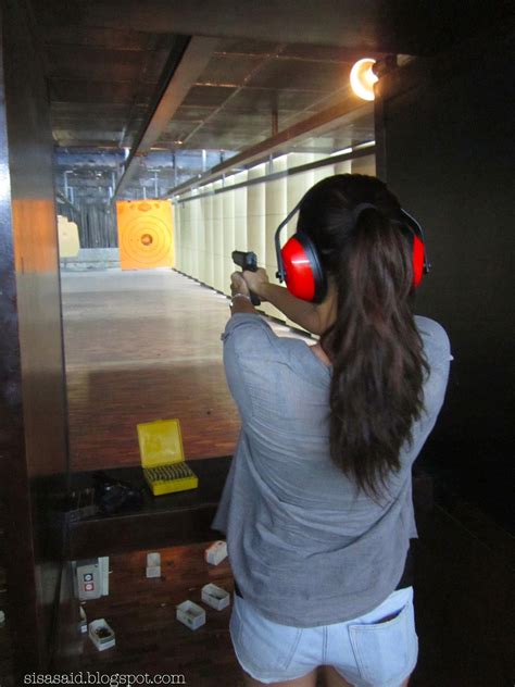 Ring my Bell, Isabel: Gunslinging at the Commander Shooting Range