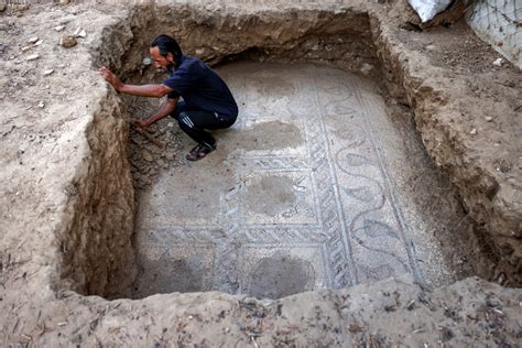 Photos: Byzantine mosaics discovered under Gaza farm | Gaza News | Al Jazeera