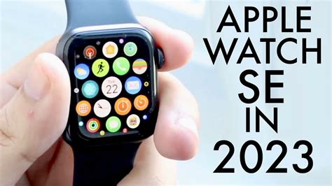 Apple Watch SE In 2023! (Still Worth Buying?) (Review) - YouTube