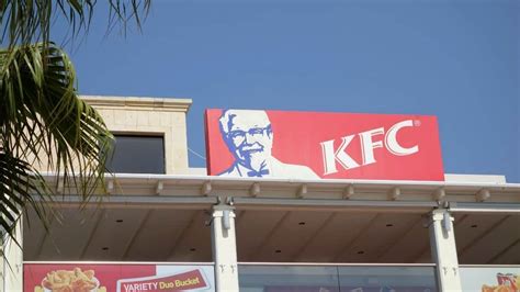 Vegan Options At KFC (Updated Guide)