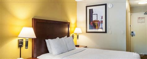 Clarion Hotel Seattle Airport | Seattle Hotels in Washington