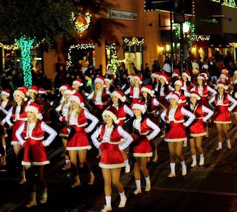 Grapevine: Christmas Capital of Texas - FREE Holiday Lights Walk ...