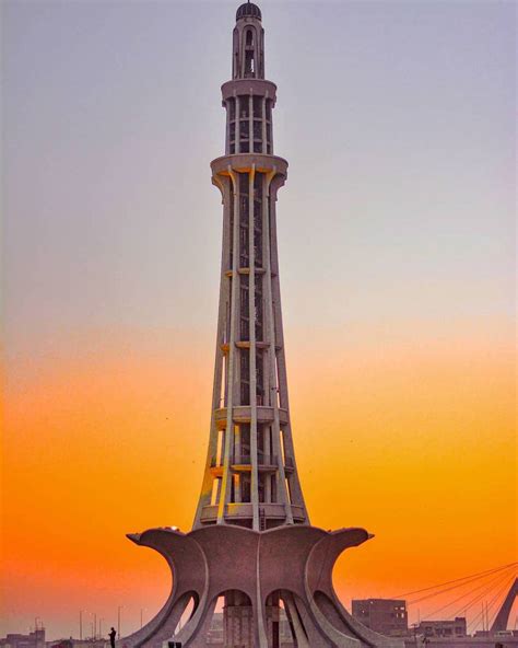 Minar E Pakistan Wallpapers - Top Free Minar E Pakistan Backgrounds - WallpaperAccess