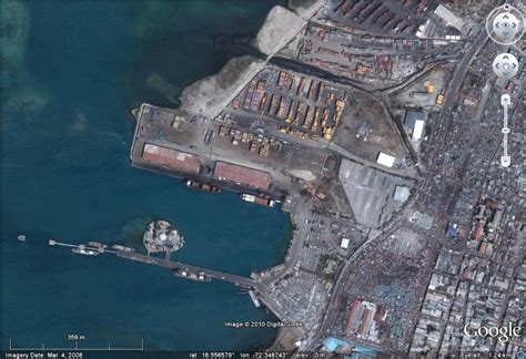 Earthquake-triggered liquefaction damage to the docks at Port-au-Prince ...