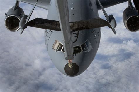 DVIDS - Images - KC-10 refueling [Image 4 of 5]