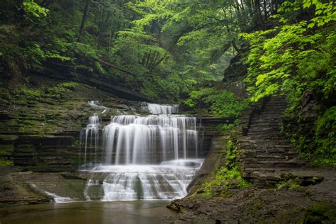 10 Of The Best State Parks Near Syracuse For Hiking & Trail Trekking