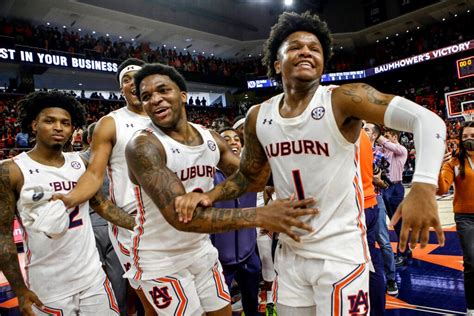 History Made: Auburn No. 1 in Men's Basketball for First Time Ever ...