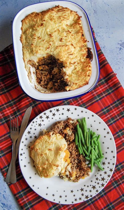 Haggis, neeps and tatties cottage pie | Cottage pie, Haggis neeps and tatties, Haggis recipe