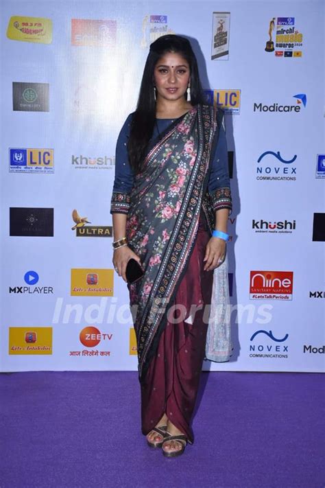 Sunidhi Chauhan snapped at Mirchi Awards 2020 Photo