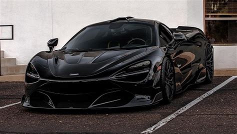 McLaren 720S on AGL67s Plays the Matte and Glossy Murdered-Out Game Like a Boss - autoevolution