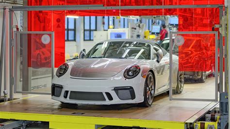 Porsche officially ends production of the 991-generation 911 - AutoBuzz.my