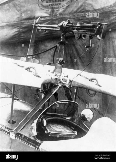 Nieuport plane with Lewis gun, WW1 Stock Photo - Alamy