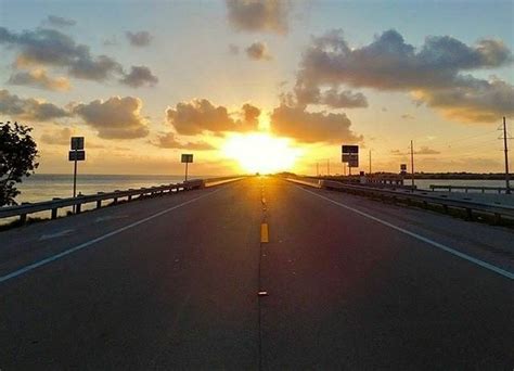 Florida Overseas Highway in the Florida Keys Everglades, Florida Keys ...