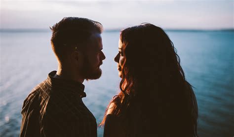 How To Deal With Feeling Lonely In A Relationship