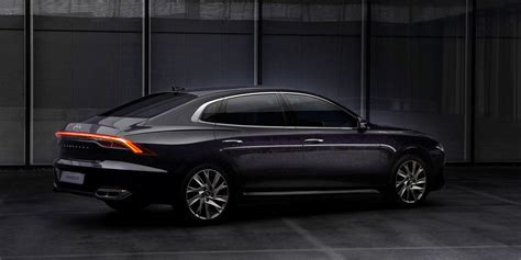 New Hyundai Azera Looks Pretty Gorgeous