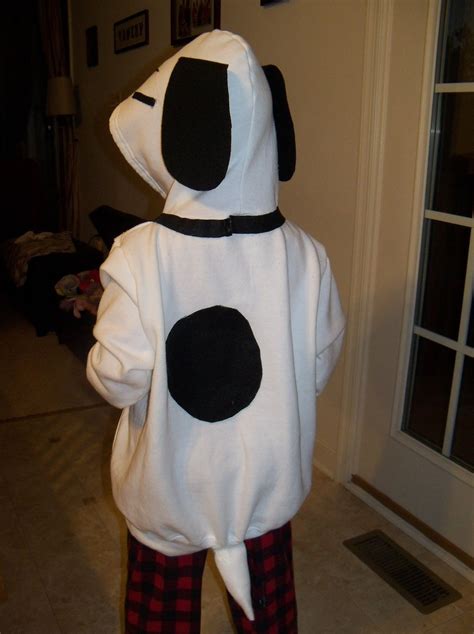 Perfect snoopy costume!!! | Snoopy costume, Peanuts halloween costume, Snoopy halloween