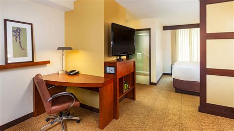 Modern Hotel near Carlsbad & Vista California | Hyatt Place San Diego/Vista-Carlsbad