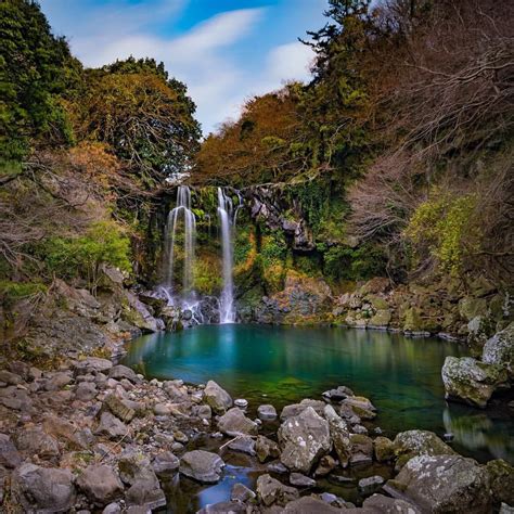 천제연폭포 Cheonjeyeon Falls, Jeju Island, South Korea with @travelgram_korea #koreabyme | Water ...