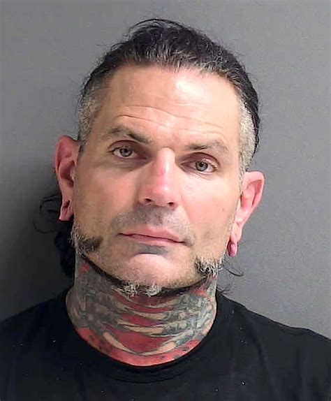 Jeff Hardy drinking whiskey before DUI arrest in new video