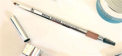 Useful eyebrow pencil tips to get youthful-looking brows