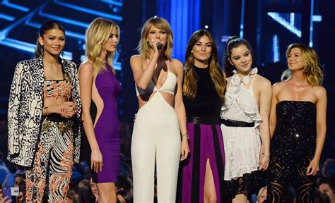 Taylor Swift's Best Friends in 2015 | POPSUGAR Celebrity