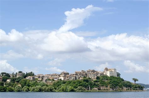 Anguillara Sabazia: borgo d’acqua dolce | Mete weekend