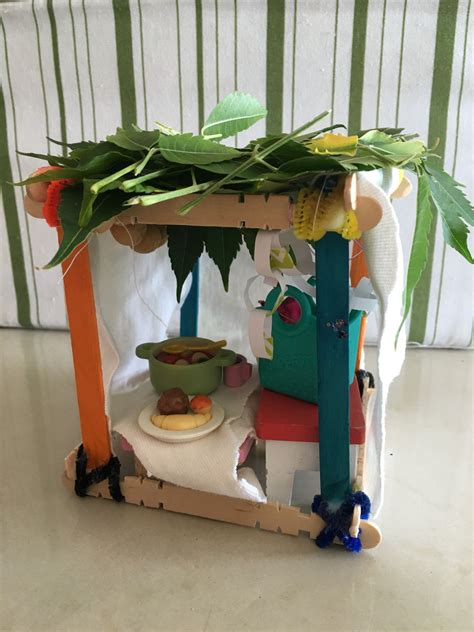 Welcome to Noa's Secrets — How to make a miniature Sukkah! Materials: 5 big... | Sukkot crafts ...