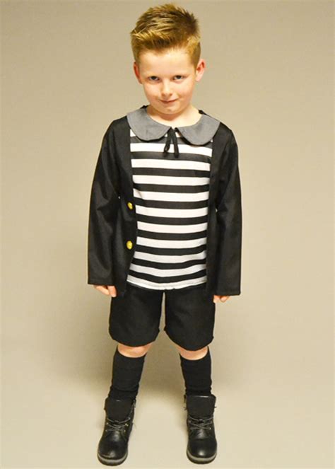 pugsley addams costume - DrBeckmann