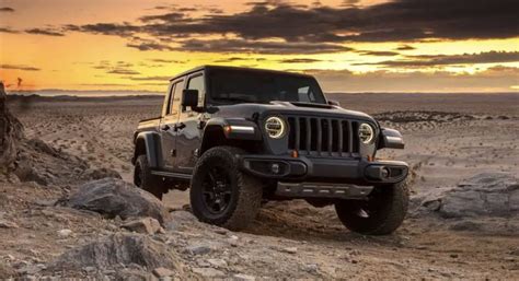 The 2025 Jeep Gladiator 4xe Is Finally Happening