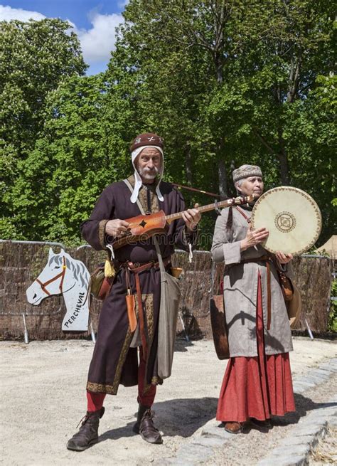 Medieval Troubadours editorial image. Image of group - 31051095