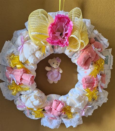 Diaper Wreath, Baby Shower Gift, Baby Shower Diaper Wreath, Baby Gift ...