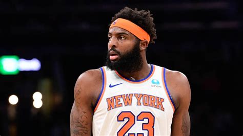 Knicks center expected to miss season remainder | Yardbarker