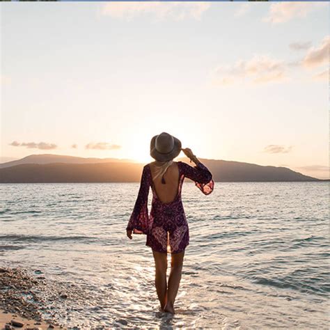 Sunlover Fitzroy Island + Snorkeling + Glass Bottom Boat