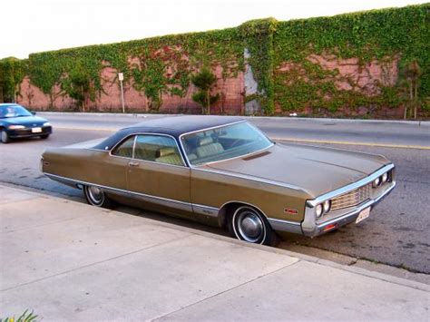 1974 Chrysler New Yorker - Information and photos - MOMENTcar