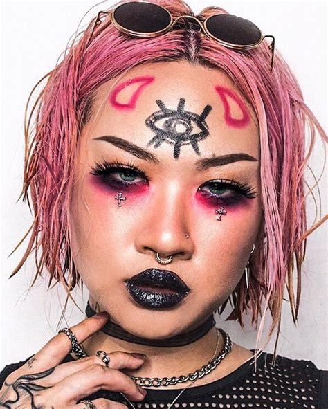 Punk Makeup, Edgy Makeup, Grunge Makeup, Dark Skin Makeup, Eye Makeup Tips, Makeup Geek, Fashion ...